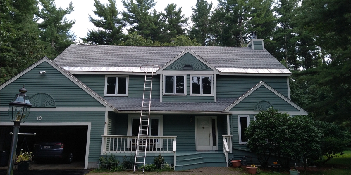  Soft Wash Roof Cleaning in Tyngboro MA,