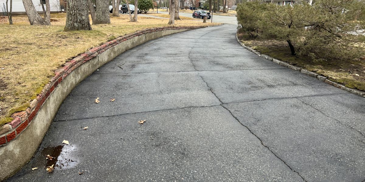 Power Wash Driverway In Wilmington MA